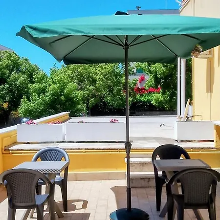 Turistico Casa Vela Alojamento de Acomodação e Pequeno-almoço *